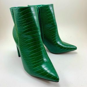 Croc Embossed Side Zip Chunky Heeled Boots